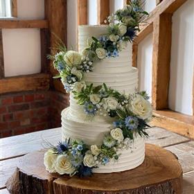fwthumbg cake .jpg